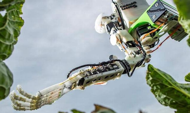 West Devon farmers invited to meet robots