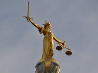 Man admits grooming offence and possession of pornographic images