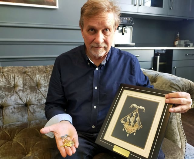 Jeweller who made Queen a brooch