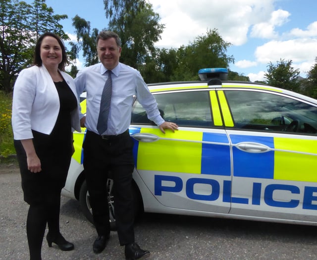 Central Devon MP offers support to reopening of police front desks