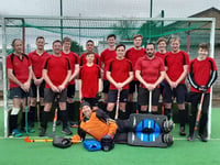 Hockey: Tavi men take top spot