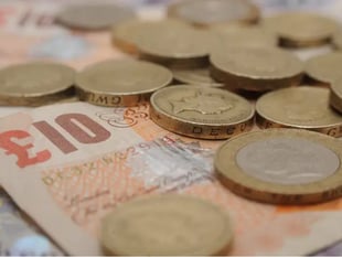 How to donate to the Surviving Winter campaign
