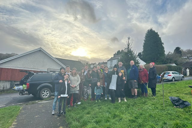 Community tree spreads Christmas joy
