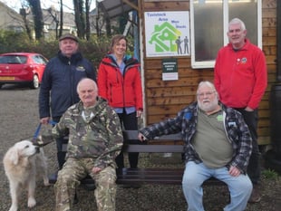 ‘Chatty’ benches to help banish loneliness