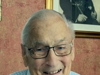 Tributes to historian, writer and politician