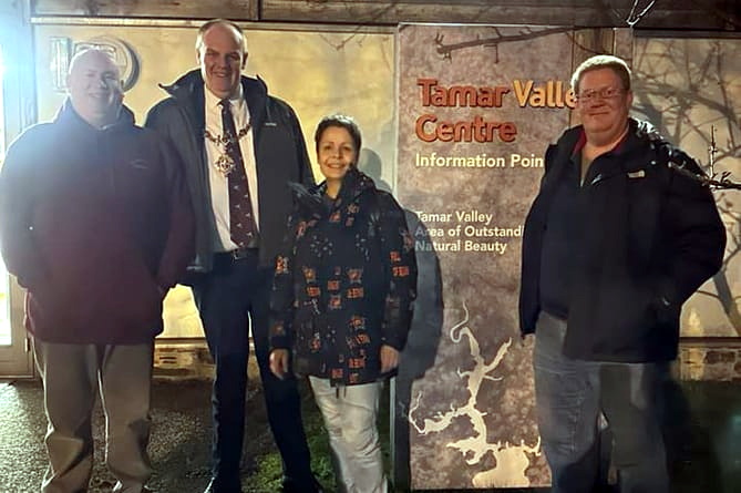 Calstock vote to twin with Ukraine