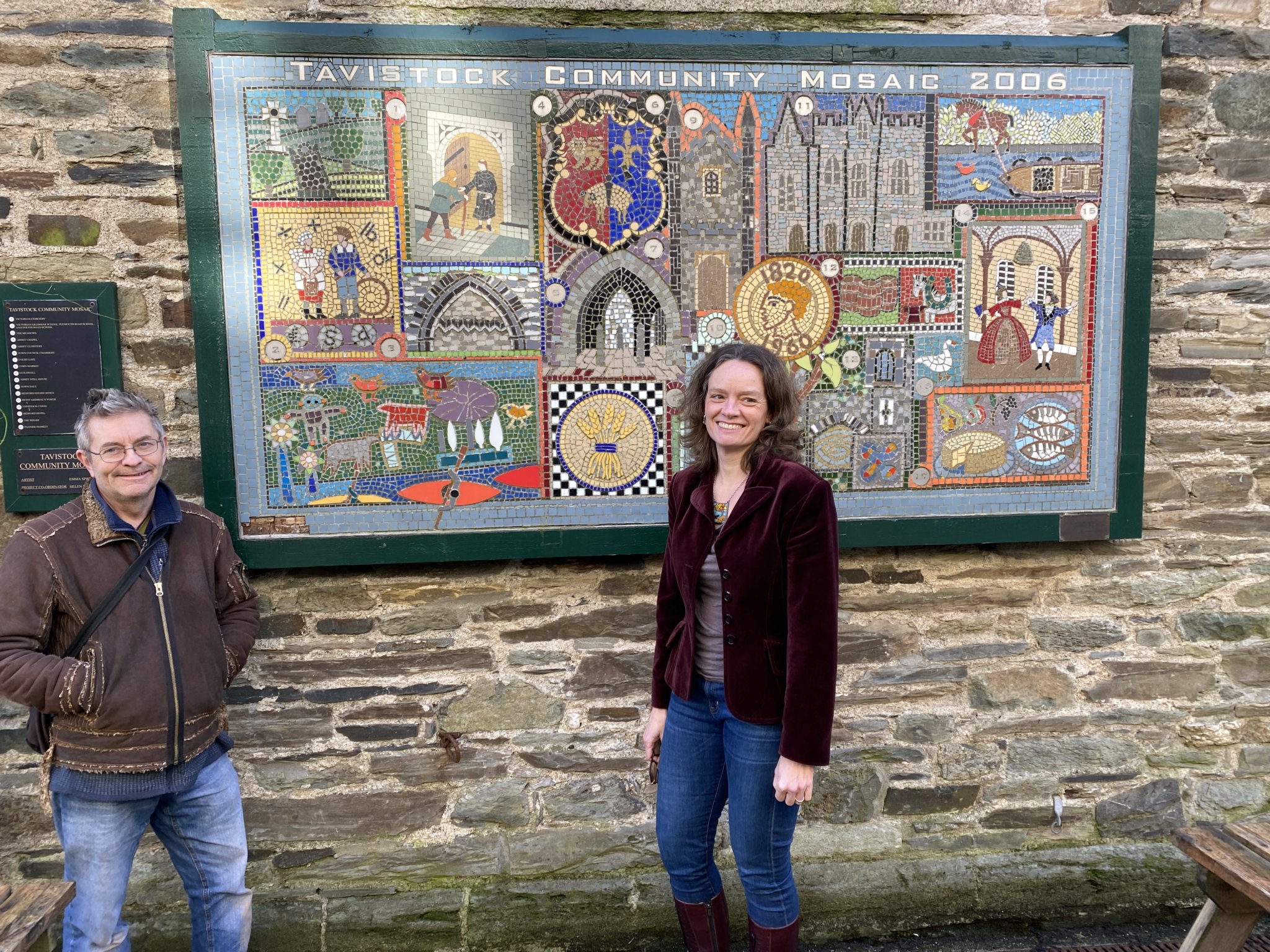 Artist offers to rescue community mosaic