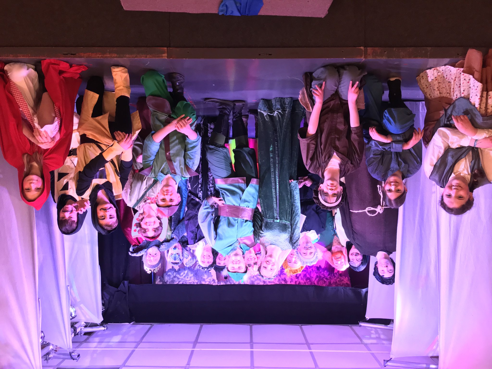 REVIEW - Robin Hood and his Merry Men, Stoke Climsland Amateur Theatrical Society