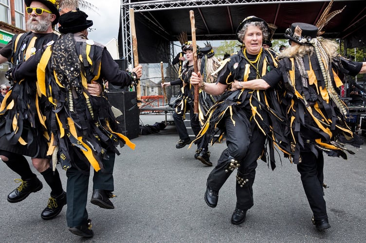The Wreckers Border Morris at Callington MayFest