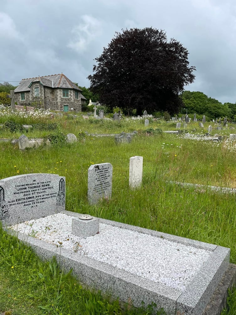Albaston cemetery has a natural look