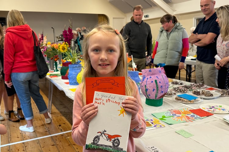 Lily O’Donnell (8) had a first prize in the Greetings Card class.  AQ 1030