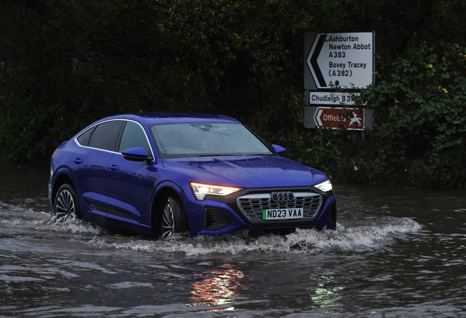 Met Office warns of heavy rain and possible flooding