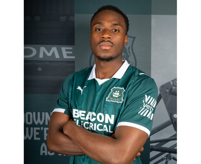 Oseni double helps send Argyle into next round of the Cup