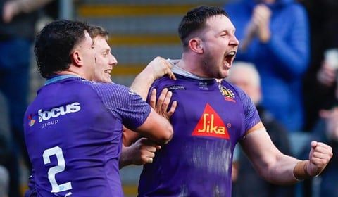 Forward momentum drives Chiefs past Sharks in the Cup