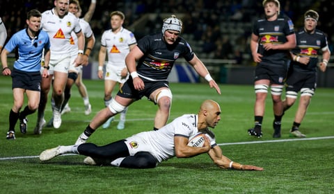 Chiefs take the bull by the horns in ruthless rout