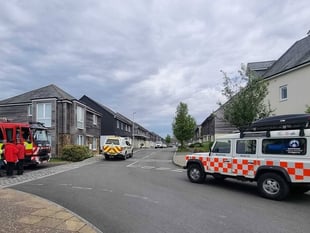 Volunteer rescuers support bomb emergency