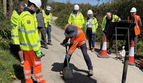 Call for more volunteer road wardens to fix potholes