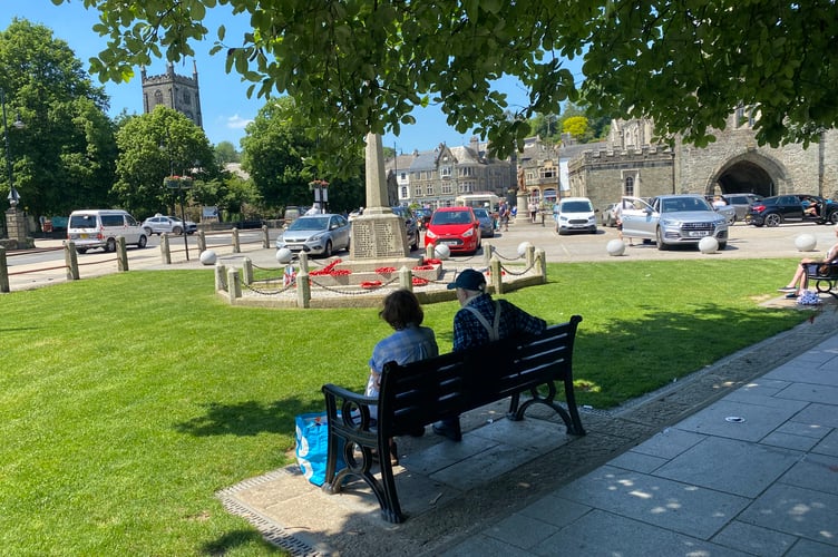 Sitting under a tree in the heatwave overlooking Tavistock War Memorial and St Eustachius' Church.
