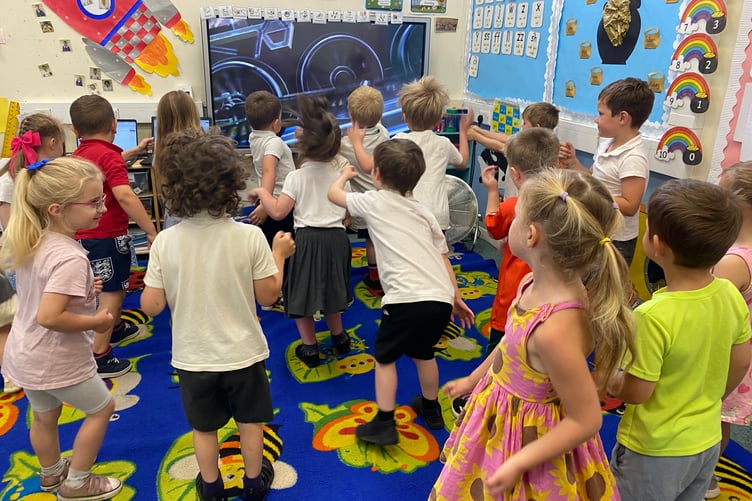 Bere Alston School pupils thrive in new 'innovative' combined early learning classes.